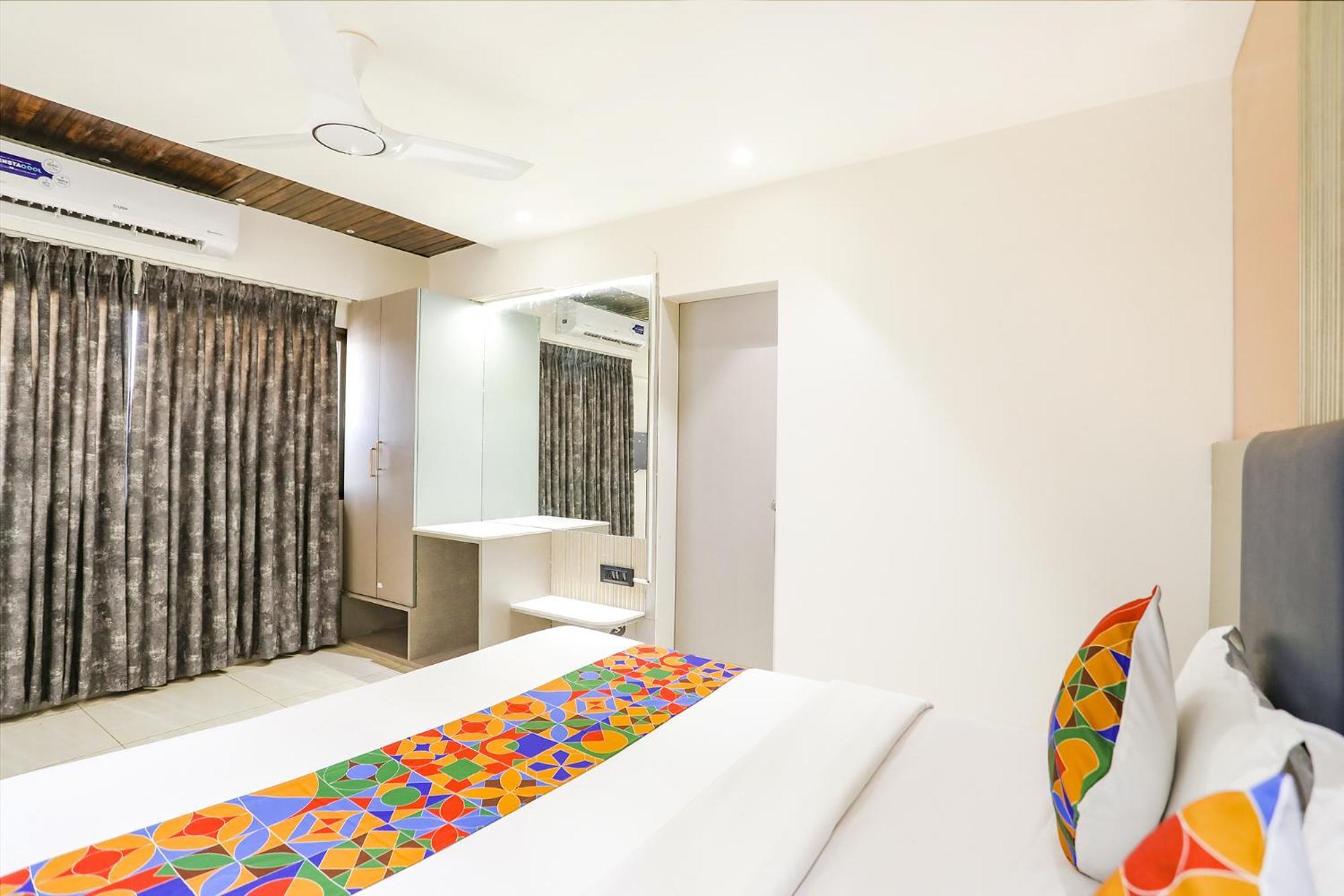 Fabhotel Shirdi Park Inn Zewnętrze zdjęcie